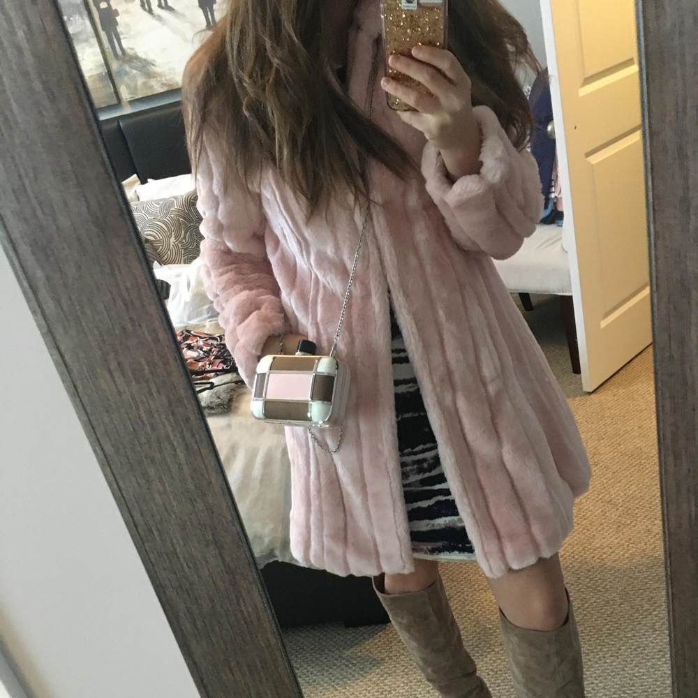 💗 fab fluffy pink coat